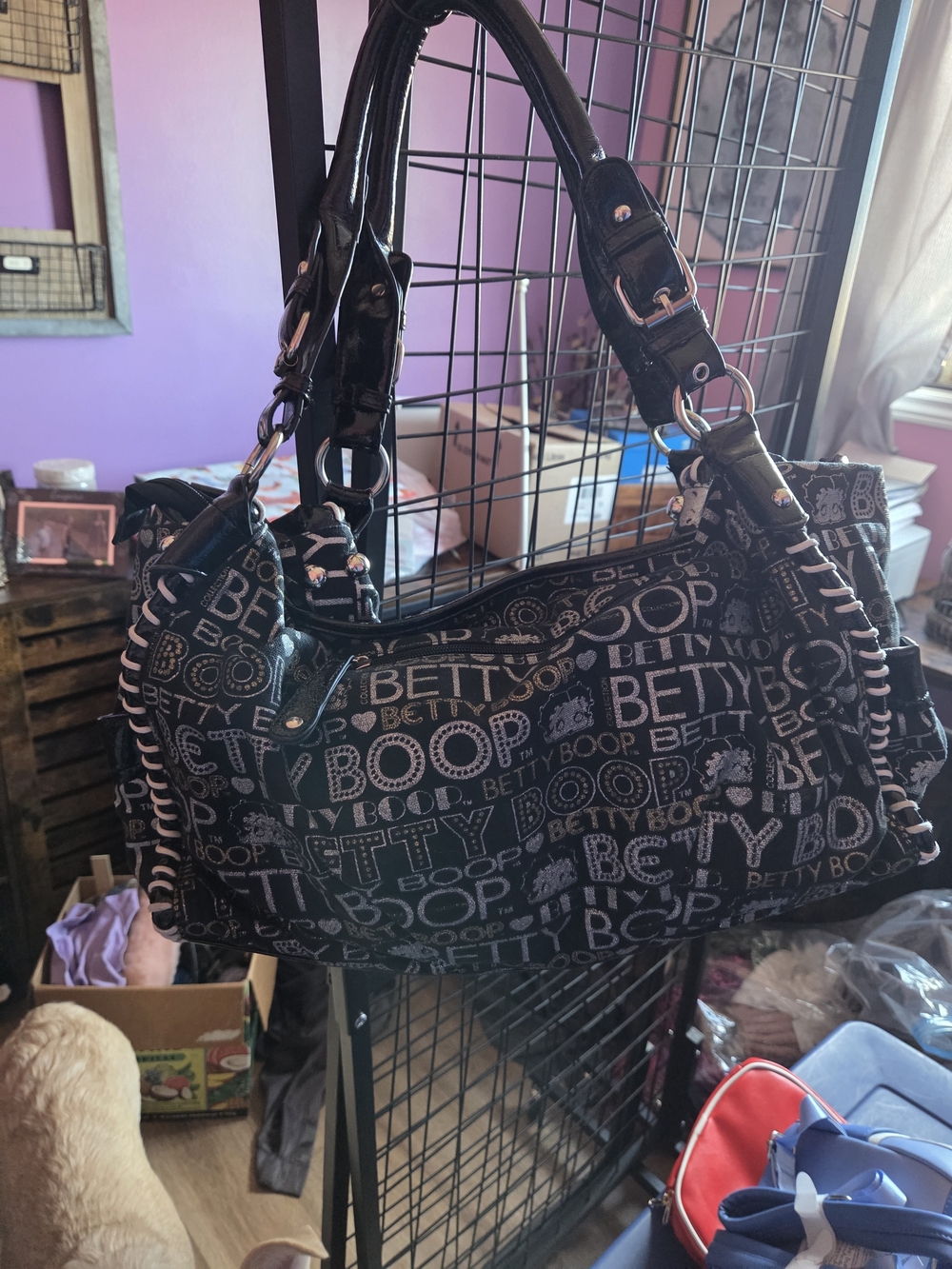 Betty Boop Black and Silver Logo Shoulder Bag - Picture 4 of 4